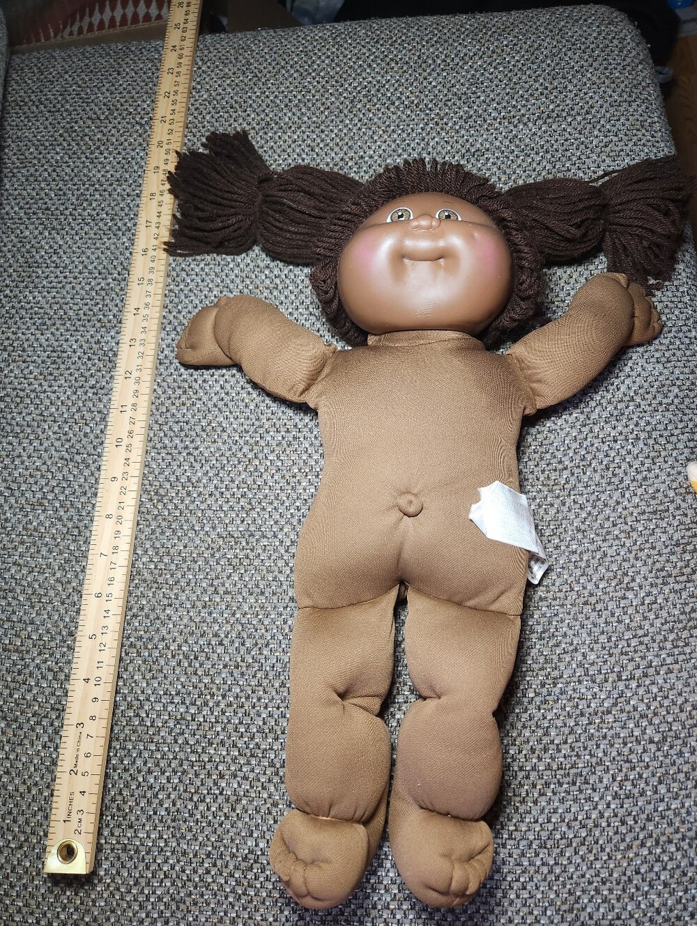 vintage Cabbage Patch Kids doll with brown yarn pigtails and a dark brown fabric - Picture 2 of 12